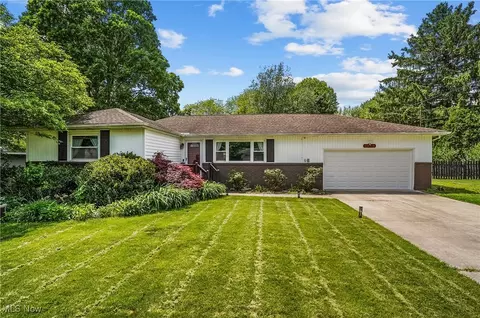 1650 Moreview Dr, Copley, OH 44321
