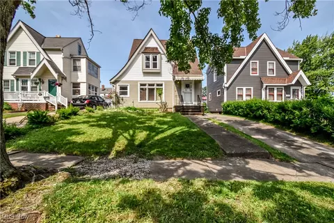 4420 W 60th St, Cleveland, OH 44144