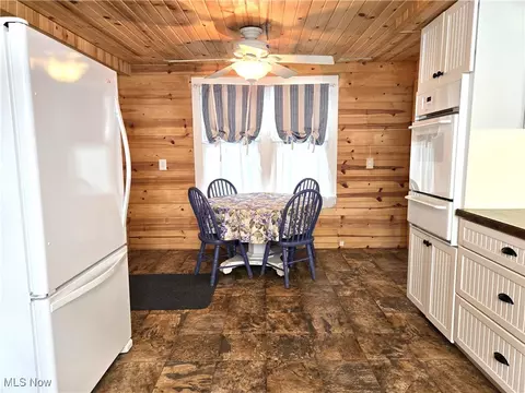1857 Walnut Dr, Ashtabula, OH 44004 photo 10