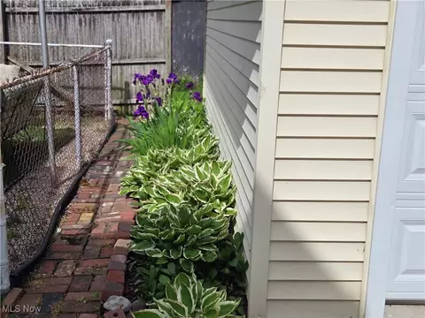 1857 Walnut Dr, Ashtabula, OH 44004 photo 31