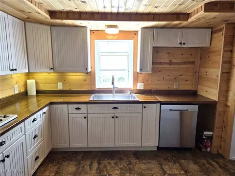 1857 Walnut Dr, Ashtabula, OH 44004 photo 7