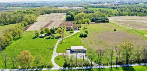 11751 State Route 39, Millersburg, OH 44654