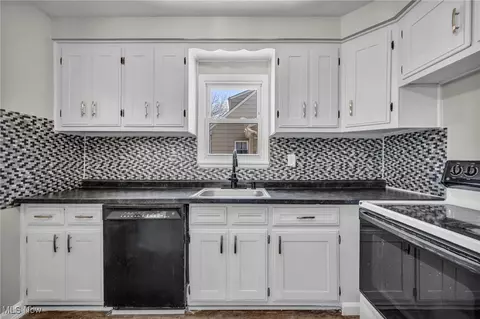 Kitchen - 29146 W Willowick Dr, Willowick, OH 44095 photo 1 of 3