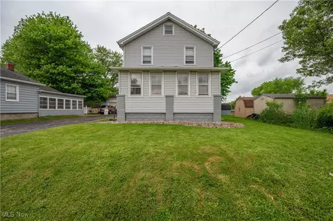 232 Highland Ave, Niles, OH 44446