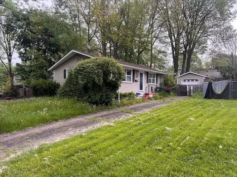 3816 Arnold Ave NW, Canton, OH 44709