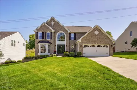 1203 Tinkers Green Dr, Streetsboro, OH 44241