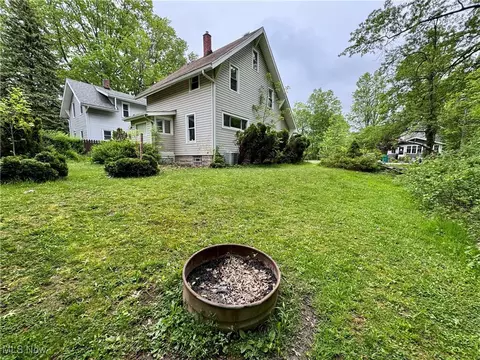 1729 E 26th St, Ashtabula, OH 44004 photo 4