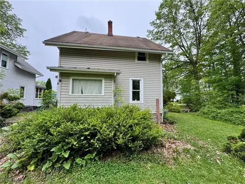 1729 E 26th St, Ashtabula, OH 44004 photo 5