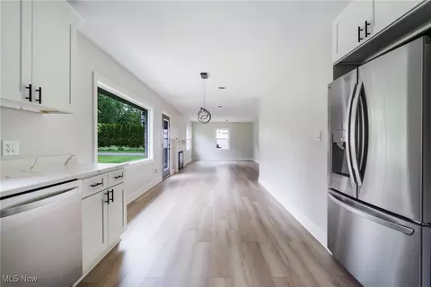 Entry Way - 351 Cranberry Run, Boardman, OH 44512 photo 1 of 3