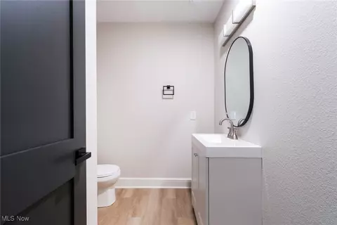 Bath - 351 Cranberry Run, Boardman, OH 44512 photo 1 of 2