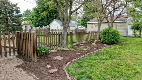 601 Short St, Dover, OH 44622 photo 8