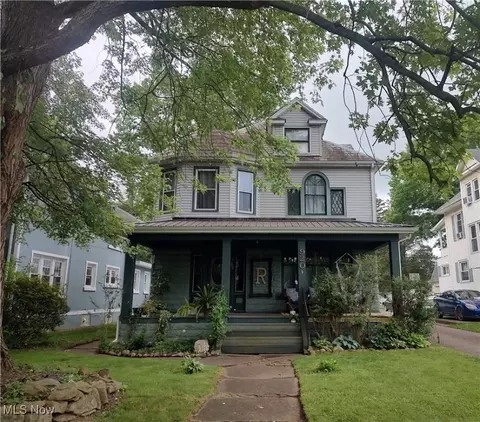 920 N Wooster Ave, Dover, OH 44622