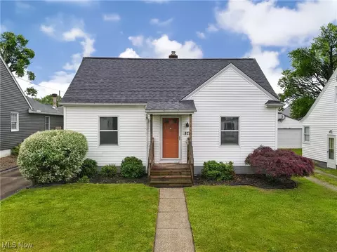 878 N Firestone Blvd, Akron, OH 44306