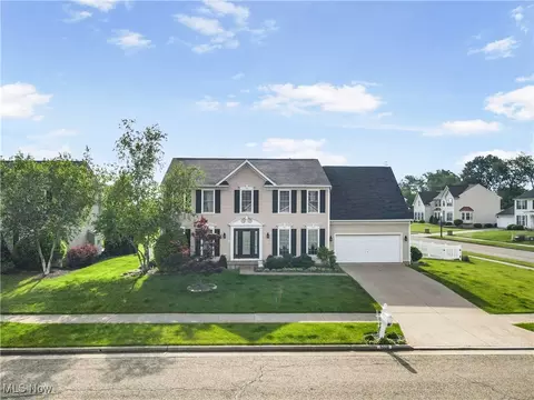 5036 Rebecca Ave NW, Canton, OH 44709