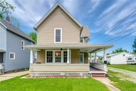 146 E Bergey St, Wadsworth, OH 44281