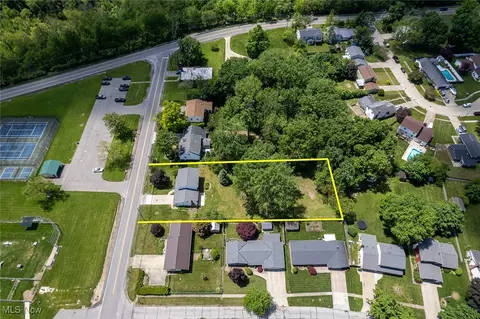 View/Area - 126 Burns Rd, Elyria, OH 44035 photo 4 of 8