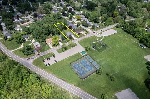 View/Area - 126 Burns Rd, Elyria, OH 44035 photo 6 of 8