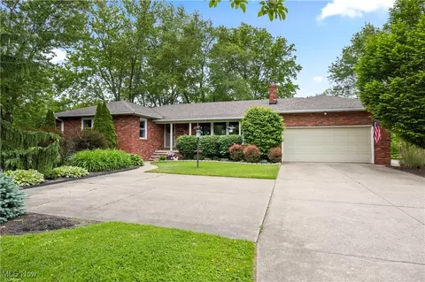 7061 Chatham Rd, Medina, OH 44256