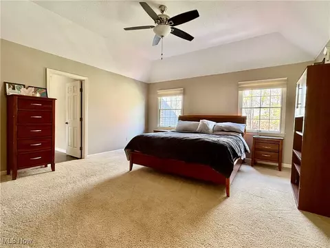 829 Park Harbour Dr, Boardman, OH 44512 photo 19