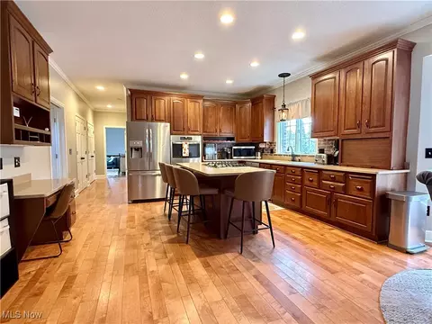 829 Park Harbour Dr, Boardman, OH 44512 photo 3