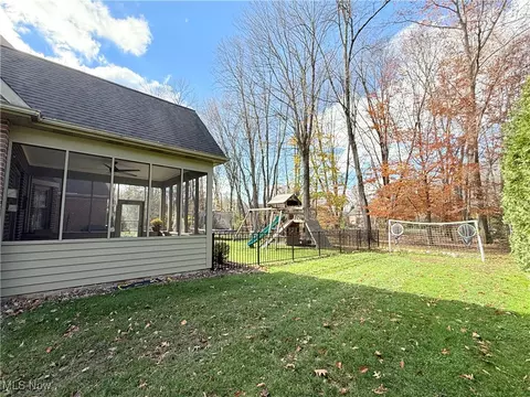 829 Park Harbour Dr, Boardman, OH 44512 photo 45