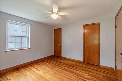 Bedroom - 196 E Ridgewood Dr, Seven Hills, OH 44131 photo 4 of 4