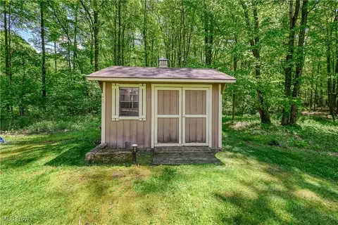 6658 Giddings Rd, Rootstown, OH 44272 photo 8