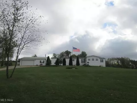 980 Sunflower Dr, New Concord, OH 43762
