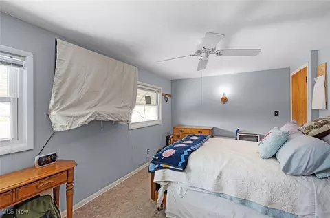 5872 Michael Dr, Brook Park, OH 44142 photo 13