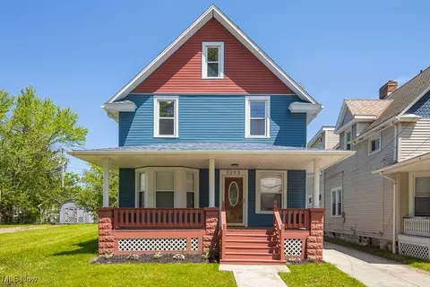 2205 W 85th St, Cleveland, OH 44102