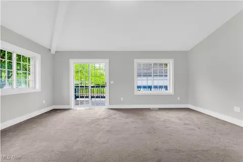 Living - 563 E 260th St, Euclid, OH 44132 photo 2 of 9
