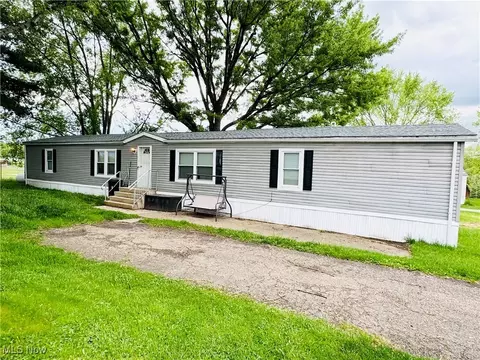 3000 Moxadarla Dr #26, Zanesville, OH 43701