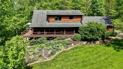 707 N Hillcrest Dr, Wooster, OH 44691