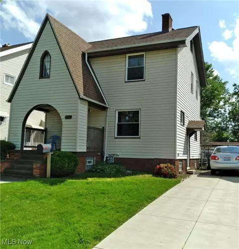7603 Ridgefield Ave, Parma, OH 44129