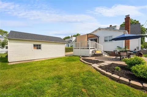 Exterior - 342 E 310th St, Willowick, OH 44095 photo 4 of 6