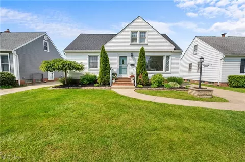 342 E 310th St, Willowick, OH 44095