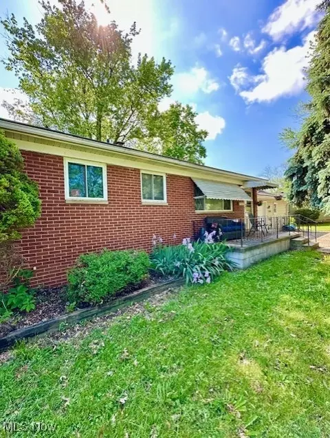 3733 Seneca Ave, Lorain, OH 44055 photo 2