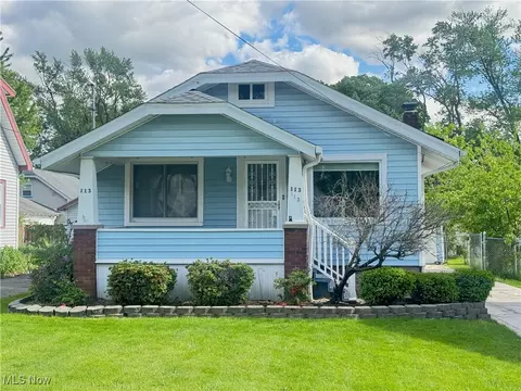 113 Beechwood Dr, Youngstown, OH 44512