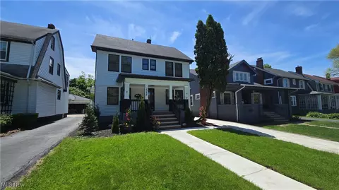 3388 Cedarbrook Rd, Cleveland Heights, OH 44118