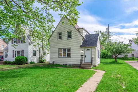 423 Kansas Ave, Lorain, OH 44052