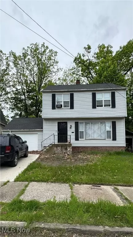 2110 Alton Rd, East Cleveland, OH 44112