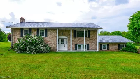 23595 Sandy Creek Rd, Minerva, OH 44657