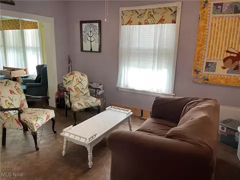 Living - 1605 E 46th St, Ashtabula, OH 44004 photo 1 of 3