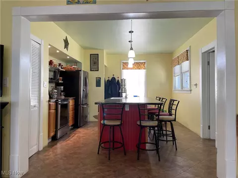 Kitchen - 1605 E 46th St, Ashtabula, OH 44004 photo 3 of 3