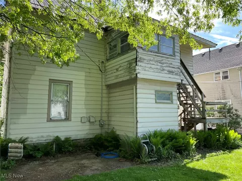 Exterior - 1605 E 46th St, Ashtabula, OH 44004 photo 3 of 4