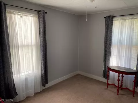 Bedroom - 1605 E 46th St, Ashtabula, OH 44004 photo 3 of 3