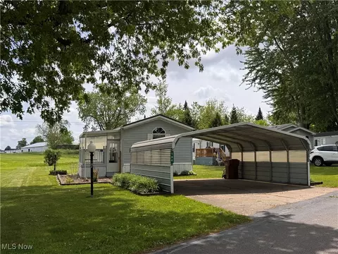 5852 Cleveland St #104, Wooster, OH 44691