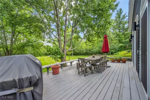 Exterior - 561 Willard Rd, Aurora, OH 44202 photo 6 of 11