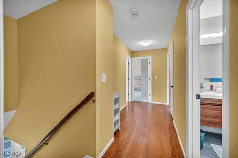 Entry Way - 561 Willard Rd, Aurora, OH 44202 photo 2 of 2