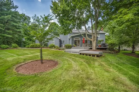Exterior - 561 Willard Rd, Aurora, OH 44202 photo 10 of 11